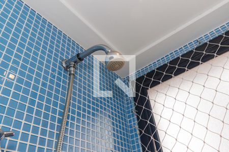Apartamento à venda com 184m², 3 quartos e 4 vagasBanheiro da Suíte 2
