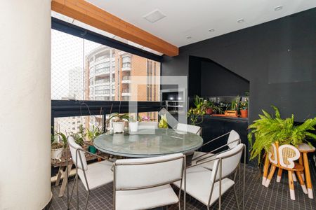 Apartamento à venda com 184m², 3 quartos e 4 vagasVaranda da Sala