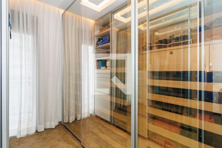 Apartamento à venda com 184m², 3 quartos e 4 vagasSuíte 1