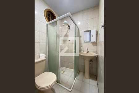 Casa à venda com 80m², 2 quartos e 1 vaga Casa à venda com 80m², 2 quartos e 1 vagaBanheiro da Suíte