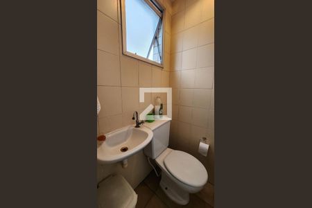 Apartamento para alugar com 270m², 3 quartos e 2 vagasBanheiro de serviço