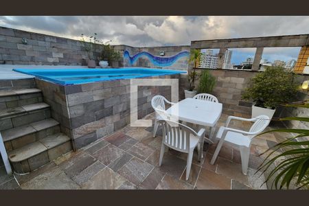 Apartamento para alugar com 270m², 3 quartos e 2 vagasPiscina