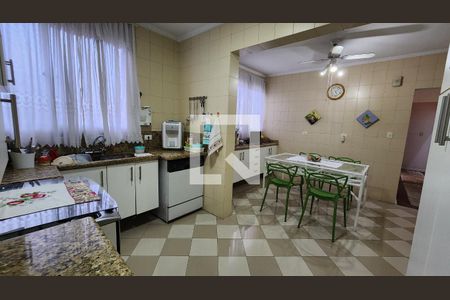 Apartamento para alugar com 270m², 3 quartos e 2 vagasCozinha