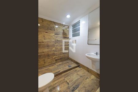 Banheiro da Suíte de casa para alugar com 4 quartos, 180m² em Piedade, Rio de Janeiro