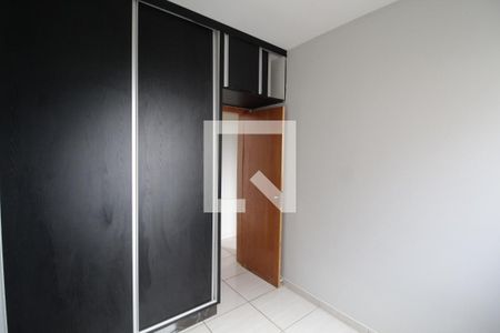Quarto 1 de apartamento para alugar com 2 quartos, 51m² em Jardim Espanha, Uberlândia