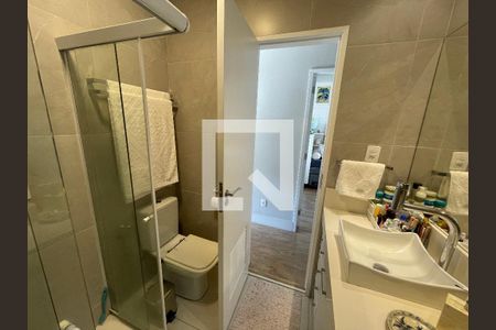 Apartamento à venda com 96m², 3 quartos e 1 vaga Apartamento à venda com 96m², 3 quartos e 1 vagaBanheiro 2