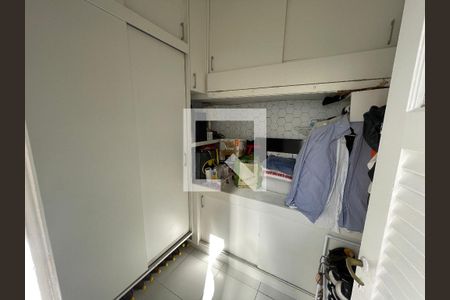 Apartamento à venda com 96m², 3 quartos e 1 vaga Apartamento à venda com 96m², 3 quartos e 1 vagaÁrea de Serviço