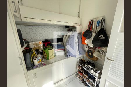 Apartamento à venda com 96m², 3 quartos e 1 vaga Apartamento à venda com 96m², 3 quartos e 1 vagaÁrea de Serviço