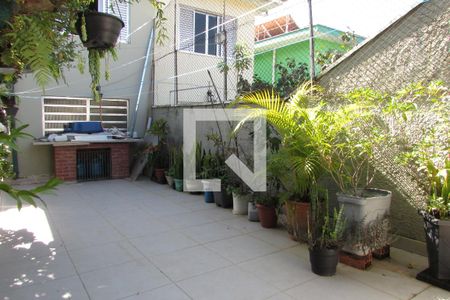 Casa à venda com 237m², 4 quartos e sem vagaQuintal