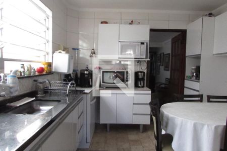 Casa à venda com 237m², 4 quartos e sem vagaCozinha