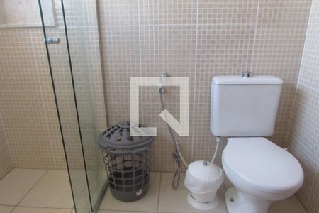 Casa à venda com 237m², 4 quartos e sem vagaBanheiro 2