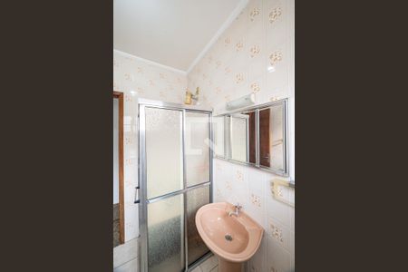 Casa à venda com 199m², 3 quartos e 2 vagasBanheiro Social