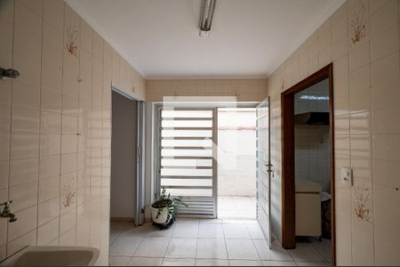 Casa à venda com 199m², 3 quartos e 2 vagasLavanderia