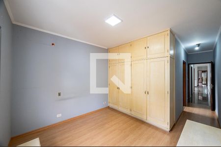 Casa à venda com 199m², 3 quartos e 2 vagasSuíte 2