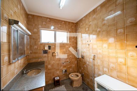 Casa à venda com 199m², 3 quartos e 2 vagasBanheiro da Suíte 1