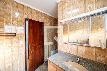 Casa à venda com 199m², 3 quartos e 2 vagasBanheiro da Suíte 1