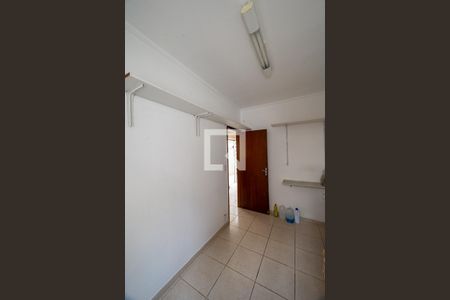 Casa à venda com 199m², 3 quartos e 2 vagasQuarto de Serviço