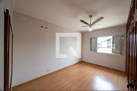 Casa à venda com 199m², 3 quartos e 2 vagasSuíte 1