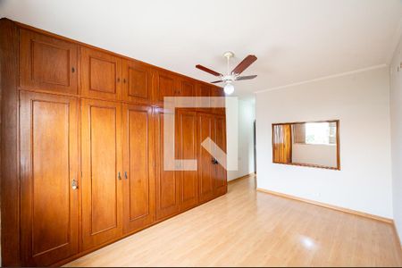 Casa à venda com 199m², 3 quartos e 2 vagasSuíte 1
