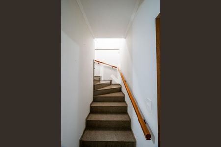 Escadas de casa à venda com 3 quartos, 199m² em Campo Belo, São Paulo