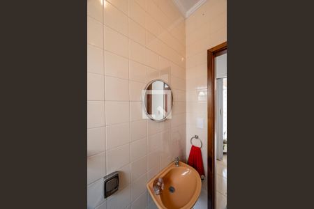 Casa à venda com 199m², 3 quartos e 2 vagasBanheiro de Serviço