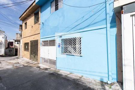 Casa à venda com 78m², 4 quartos e 2 vagasFachada