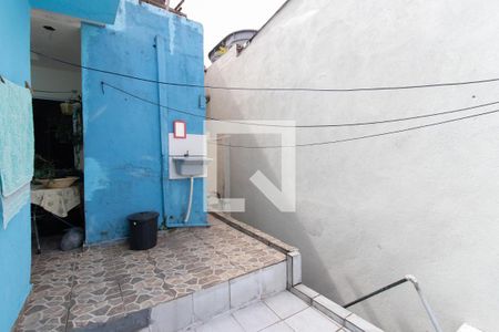 Casa à venda com 78m², 4 quartos e 2 vagasQuintal
