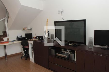 Casa à venda com 117m², 3 quartos e 3 vagasSala