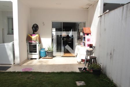 Casa à venda com 117m², 3 quartos e 3 vagasÁrea Externa