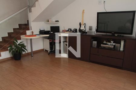 Casa à venda com 117m², 3 quartos e 3 vagasSala