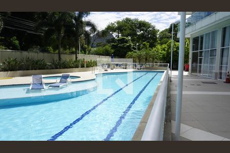 Apartamento à venda com 67m², 2 quartos e 1 vagaPiscina