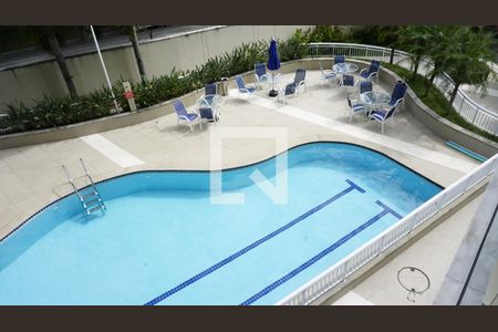 Apartamento à venda com 67m², 2 quartos e 1 vagaÁrea comum - Piscina