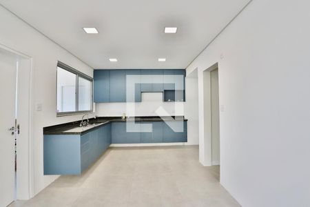 Apartamento à venda com 180m², 4 quartos e 1 vagaCozinha