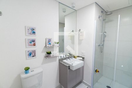 Banheiro de kitnet/studio à venda com 1 quarto, 21m² em Vila Mariana, São Paulo