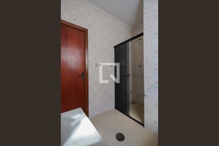 Casa à venda com 129m², 2 quartos e 1 vagaBanheiro