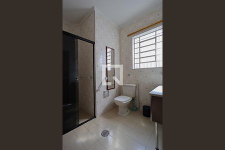 Casa à venda com 129m², 2 quartos e 1 vagaBanheiro