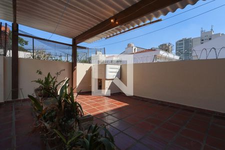 Casa à venda com 129m², 2 quartos e 1 vagaTerraço