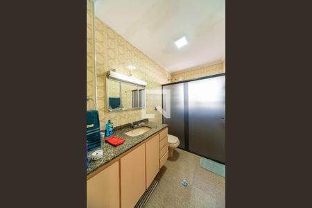 Banheiro de apartamento à venda com 3 quartos, 111m² em Centro, Santo André