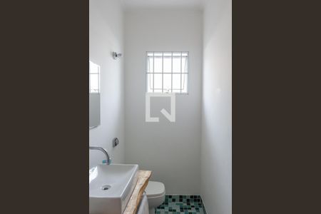 Casa à venda com 100m², 3 quartos e 2 vagasLavabo