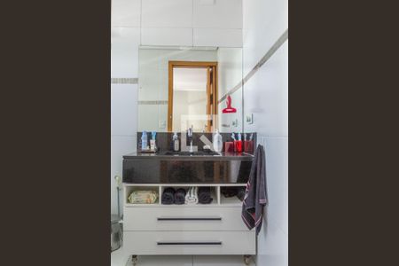 Casa à venda com 100m², 3 quartos e 2 vagasBanheiro da Suíte