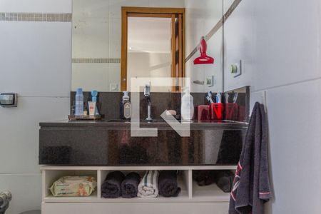 Casa à venda com 100m², 3 quartos e 2 vagasBanheiro da Suíte