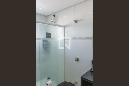 Casa à venda com 100m², 3 quartos e 2 vagasBanheiro da Suíte