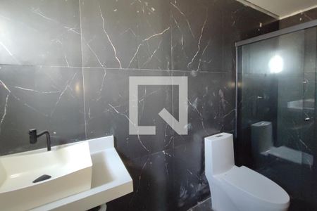 Banheiro Suíte de apartamento para alugar com 3 quartos, 87m² em Jardim Ipaussurama, Campinas