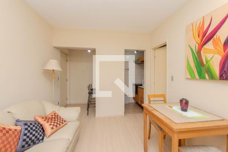 Sala de apartamento para alugar com 1 quarto, 42m² em Morro dos Ingleses, São Paulo