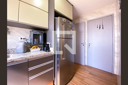 Cozinha de apartamento para alugar com 2 quartos, 68m² em Butantã, São Paulo