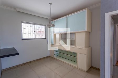 Sala de apartamento para alugar com 2 quartos, 70m² em Padre Eustáquio, Belo Horizonte