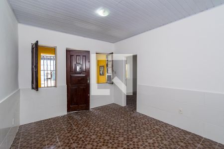 Sala de casa para alugar com 2 quartos, 100m² em Ramos, Rio de Janeiro