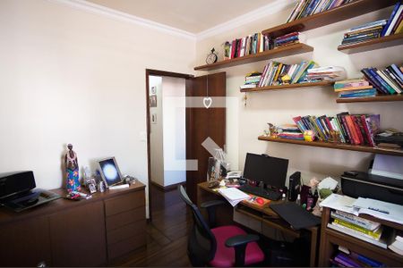 Apartamento à venda com 89m², 3 quartos e 1 vagaQuarto 2