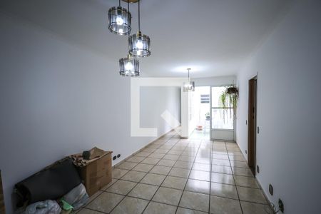 Sala de casa para alugar com 5 quartos, 280m² em Jardim Santa Cruz (sacoma), São Paulo