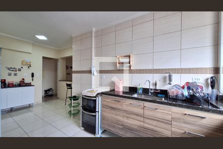 Cozinha de apartamento para alugar com 3 quartos, 120m² em Aviação, Praia Grande